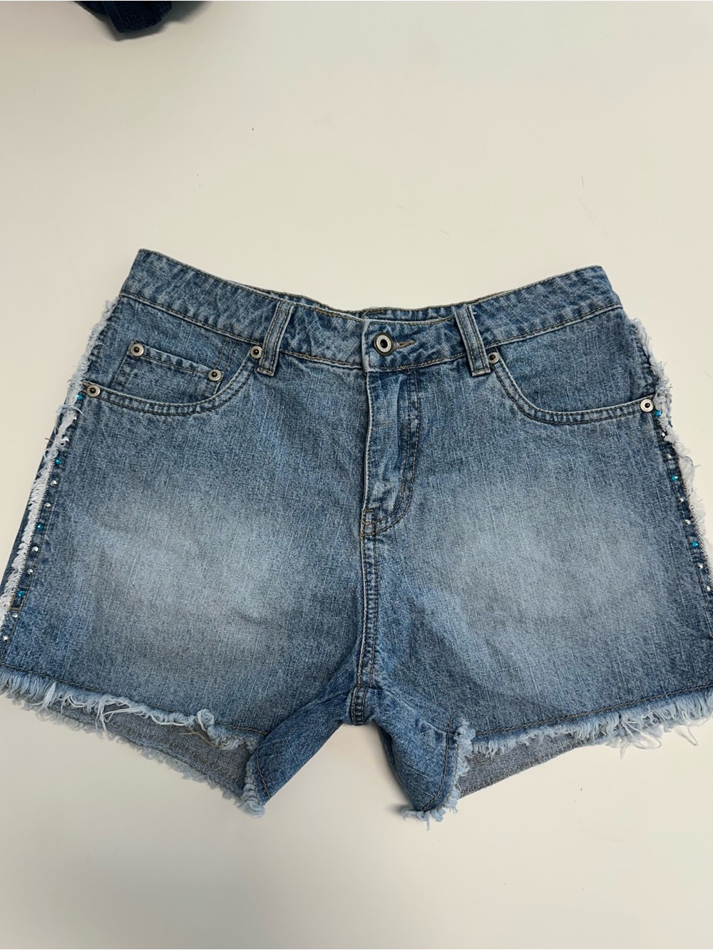 One Tuff Babe Y2K Denim Cutoff Shorts Rhinestone Fringe Size 7/8